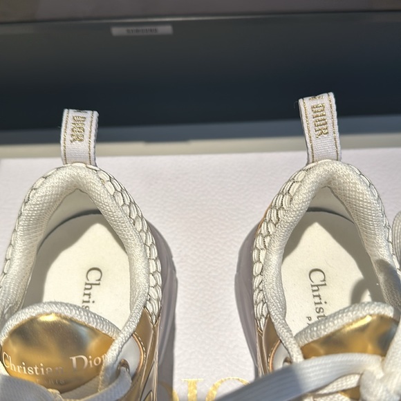 WORN ONCE perfect condition Dior Vibe sneakers, size 7 1/2! - Picture 3 of 12